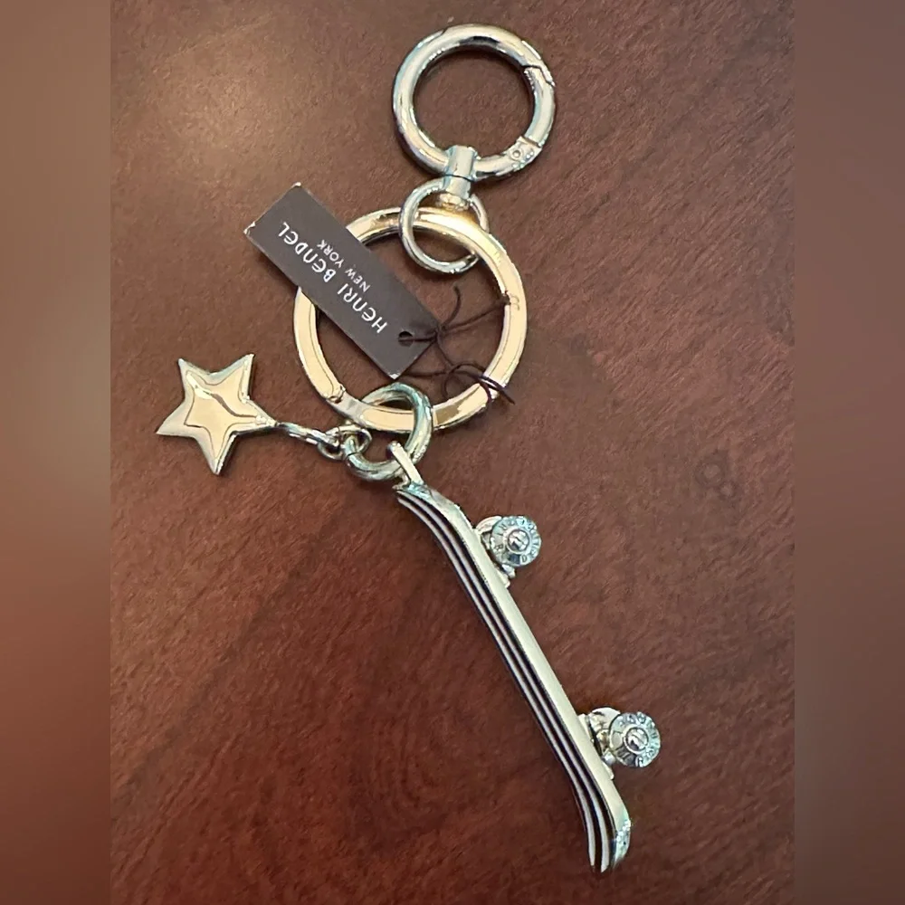 Incredibly HTF Henri Bendel Skateboard/Star Keychain Bag Charm NWT! Mint!
